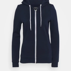 Even odd zip hoodie💕 - Jätte snygg zip hoodie i ny skick💕