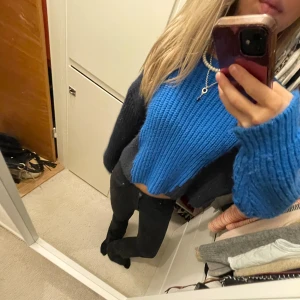 Stickad tröja a - Jättemysig stickad tröja💙