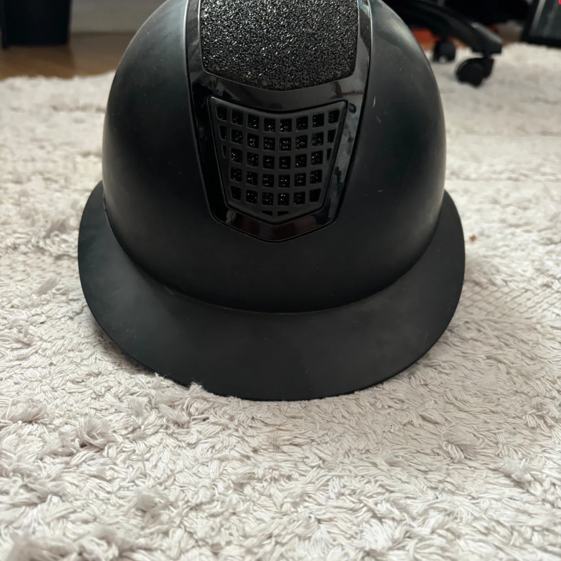 Ridhjälm från crw - 90