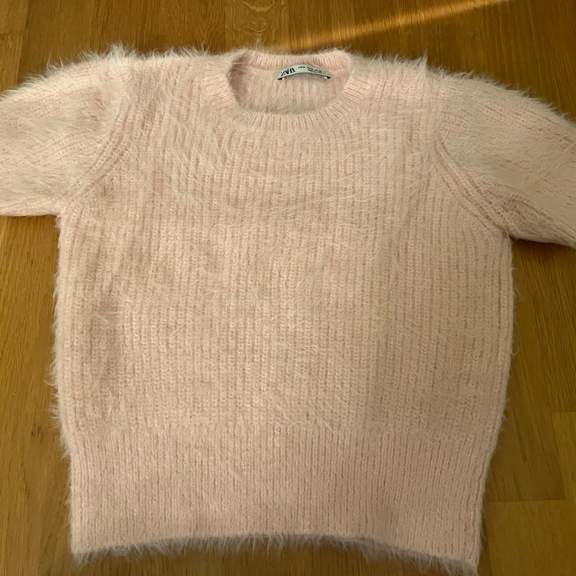 Jättesöt zara tröja!!💖💖