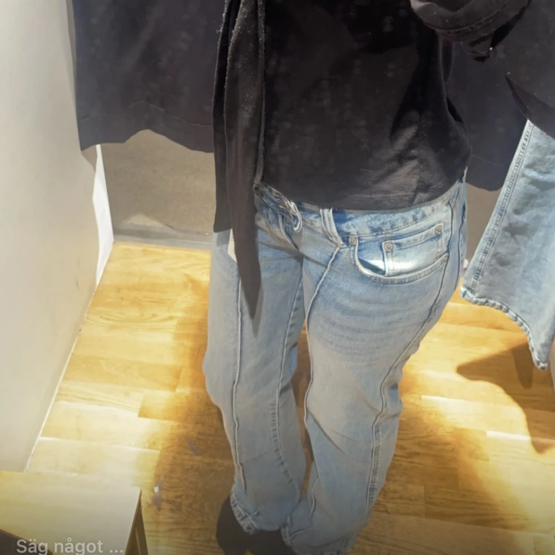 Ljusblå low waist bootcut jeans