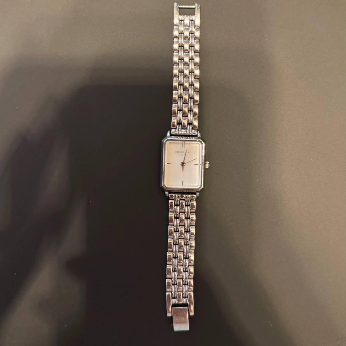 Silverfärgad klocka från Rosefield🩵 - 1