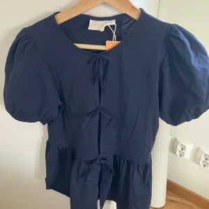 Topp - Topp från Gina tricot, original pris 229kr