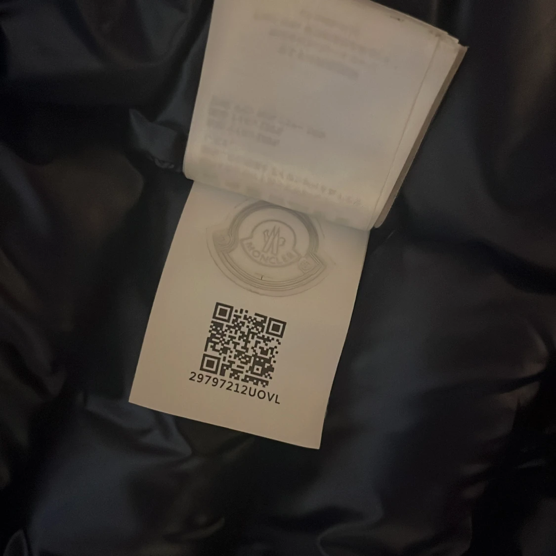 Mörkblå dunväst från Moncler - 2