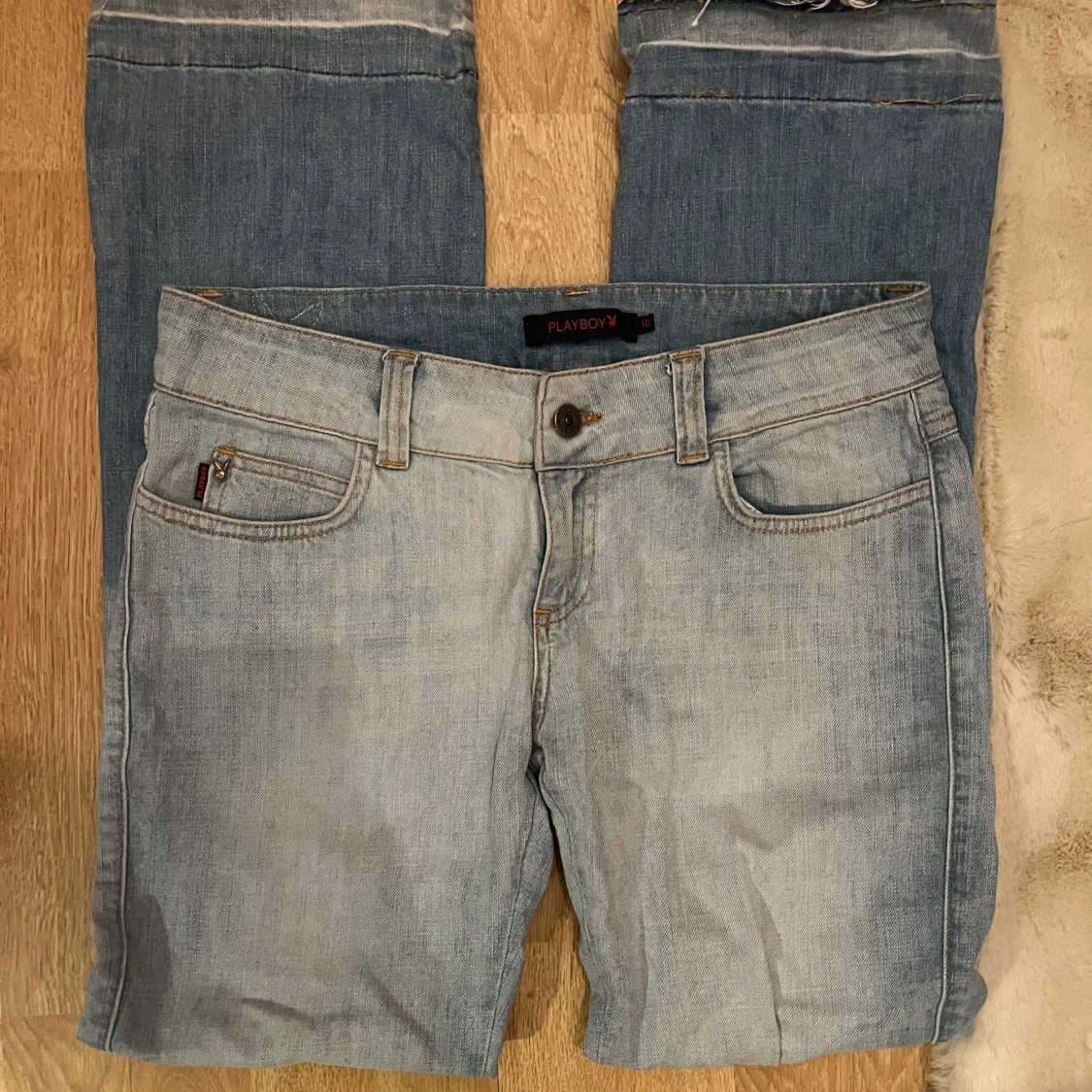 Ljusblå jeans playboy - 1