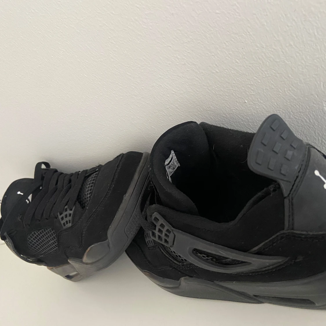 Svarta Nike Air Jordans - 2