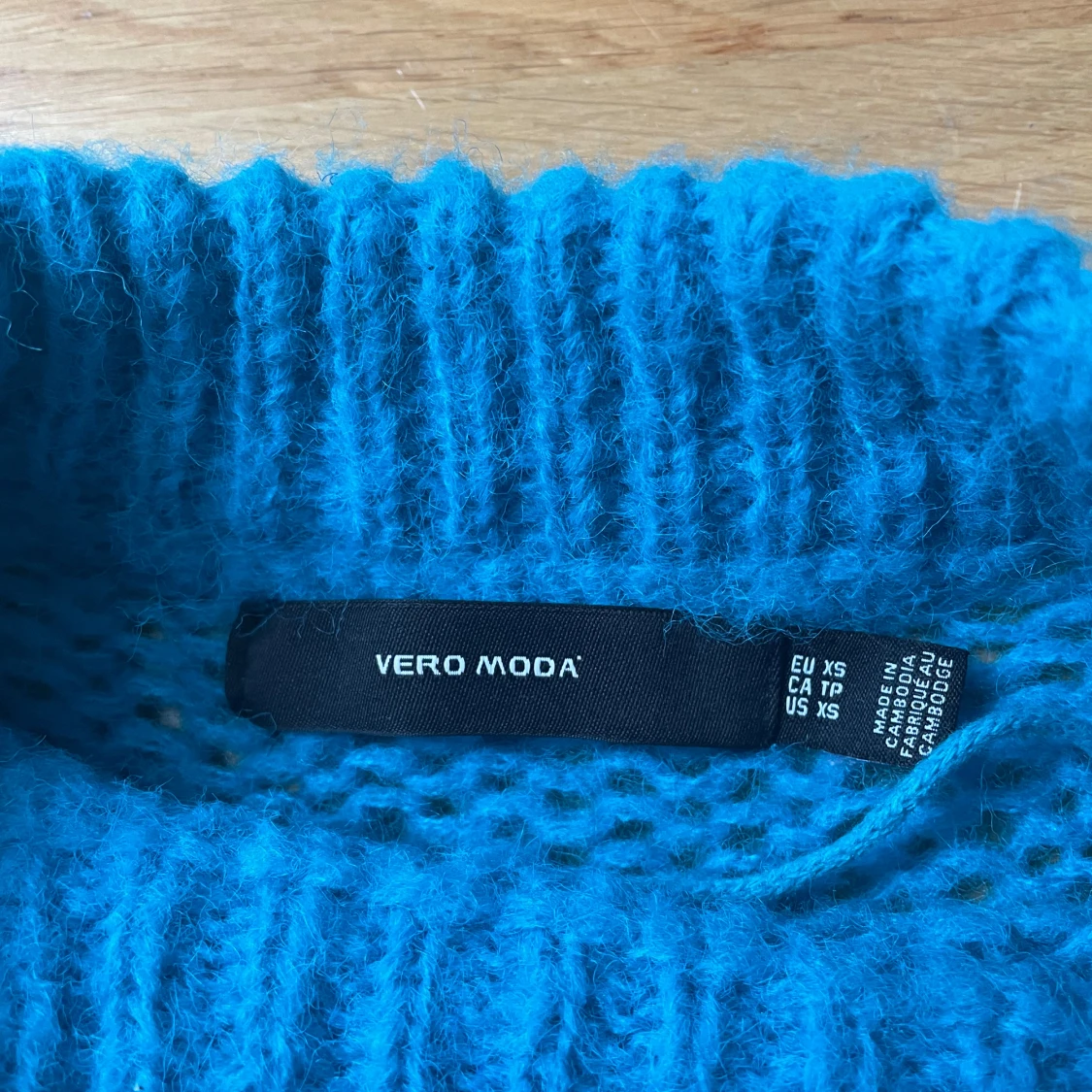 Blå stickad tröja från Vero Moda - 1