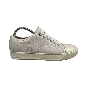 Lanvin White DBB1 Toe Cap Sneaker - Lanvin White DBB1 Toe Cap Sneaker  * Product Information: * Size: UK8, EU42 - Personal Ref: L001  * Extras: - None, comes as shoes only  * Please refer to pictures for exact condition as most items are better than listed  *  Retail Price: ~€750  * Shipping - Every product will be shipped out same or next working day.  - Every item comes with a certificate  * References - Established 2018, with thousands of international clients  