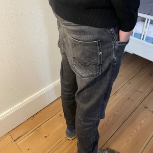 Replay jeans - 29/32 bra sick. Hör av dig vid funderingar.