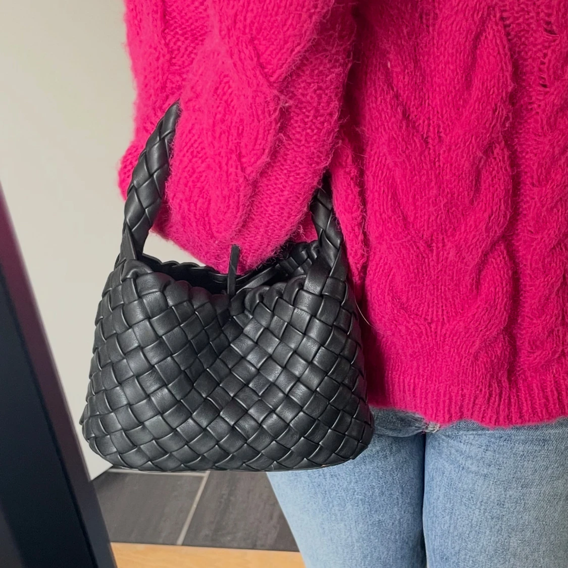 Svart flätad handväska - 91