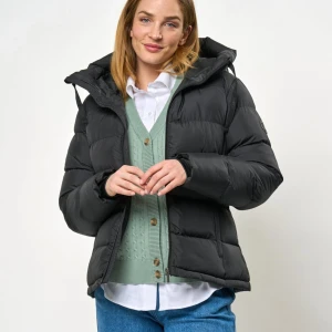 U.S. Polo Assn.  pufferjacka  - Helt ny med lapp kvar, slutsåld på Zalando. Nypris 1399kr