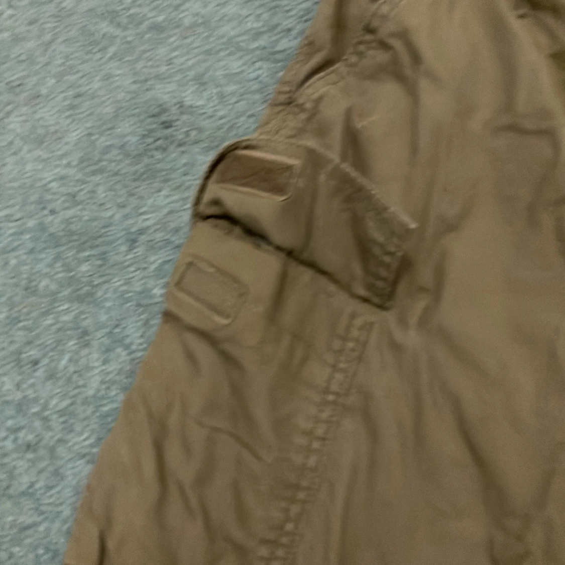 Olivgröna cargobyxor från H&M  - 93