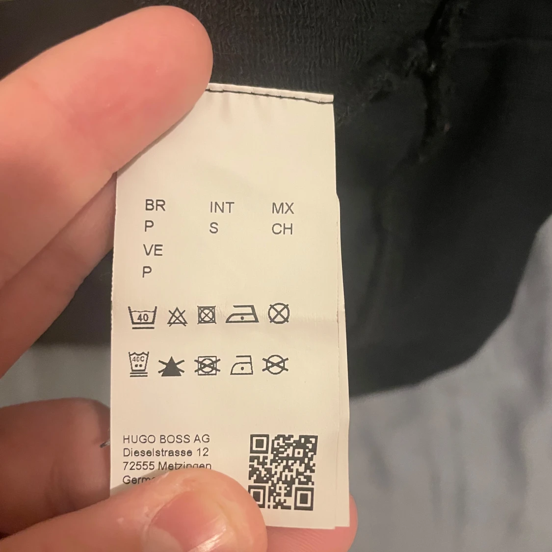 Svart t-shirt från Hugo Boss  - 93