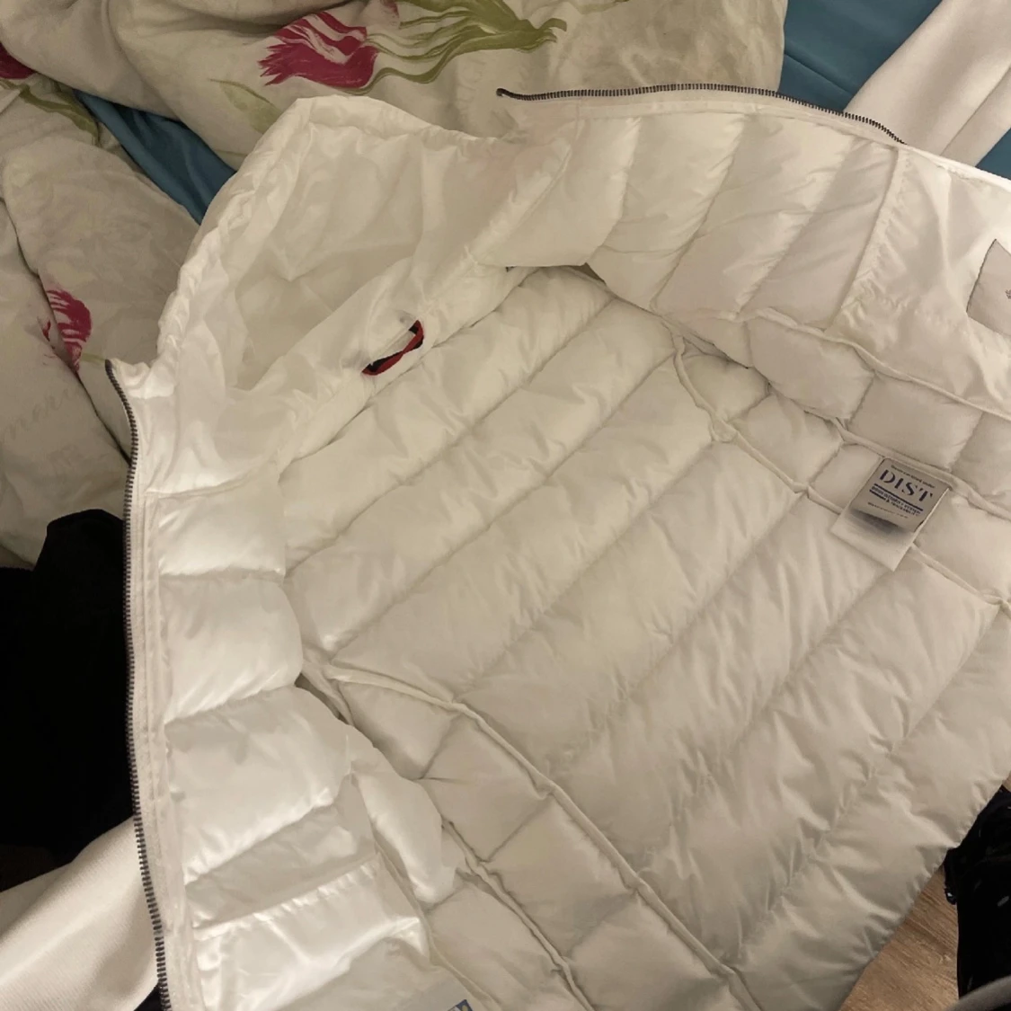 Vit dunjacka från Moncler - 93