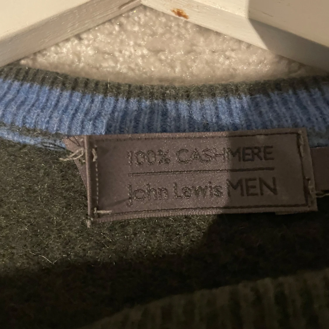 Mörkgrå kashmirtröja från John Lewis - 91