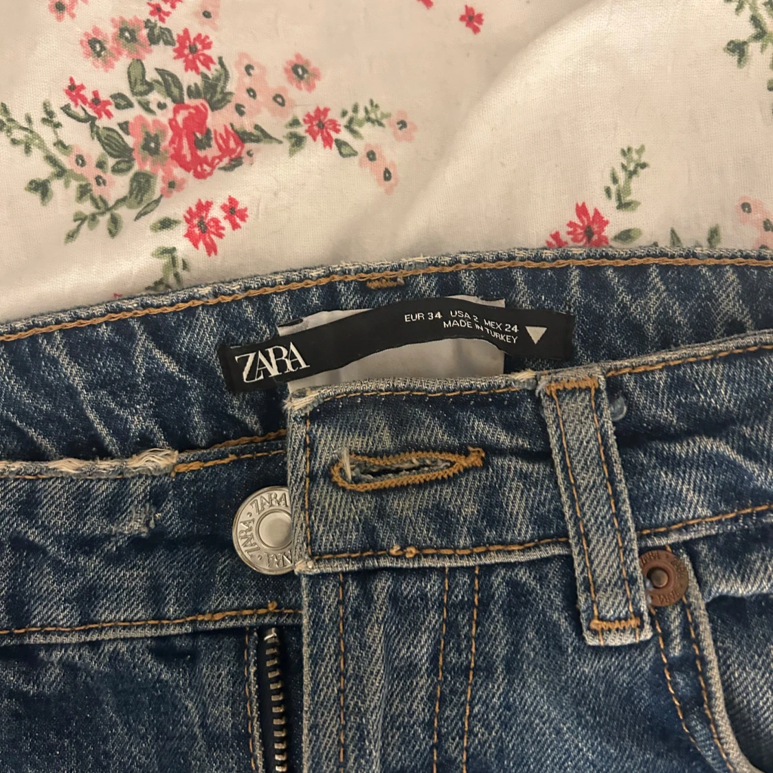 Blå jeans från Zara - 90