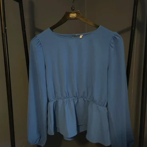 Tröja - Använd några få gånger 