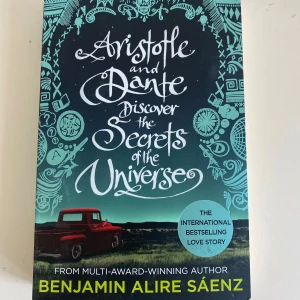 aristotle and dante discover the secrets of the universe - Engelska text 