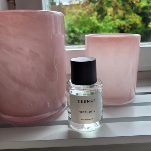Essence parfym  - Lite tagit ur den, säljer den för passade inte mig💕