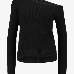 Off shoulder tröja - Säljer nu min fina tröja från even and odd i strl S då den inte kommer till användning🥰