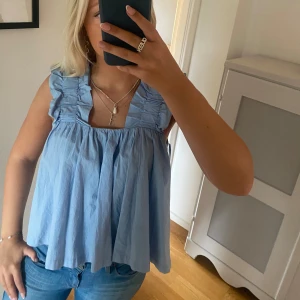 Ljusblå blus - Så fin! 💞