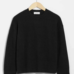 Tröja Other stories  - Svart tröja ifrån &other stories!