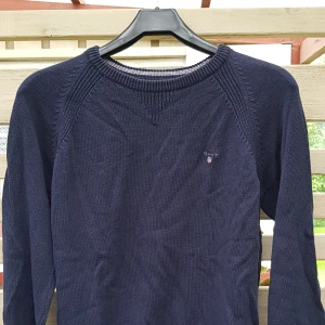 Gant stickad tröja srl 170 - Gant stickad tröja Mörkblå Mycket fin Stl 170