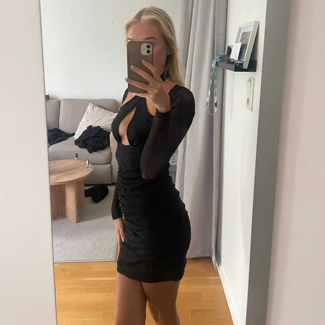 Svart klänning  - 91