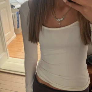 Vit tröja - Helt oanvänd vit tröja från hm som har prislapp kvar❤️‍🔥