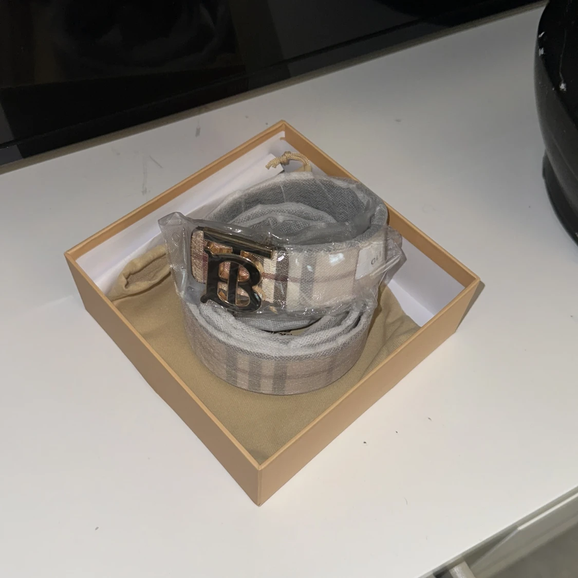 Burberry bälte - 90