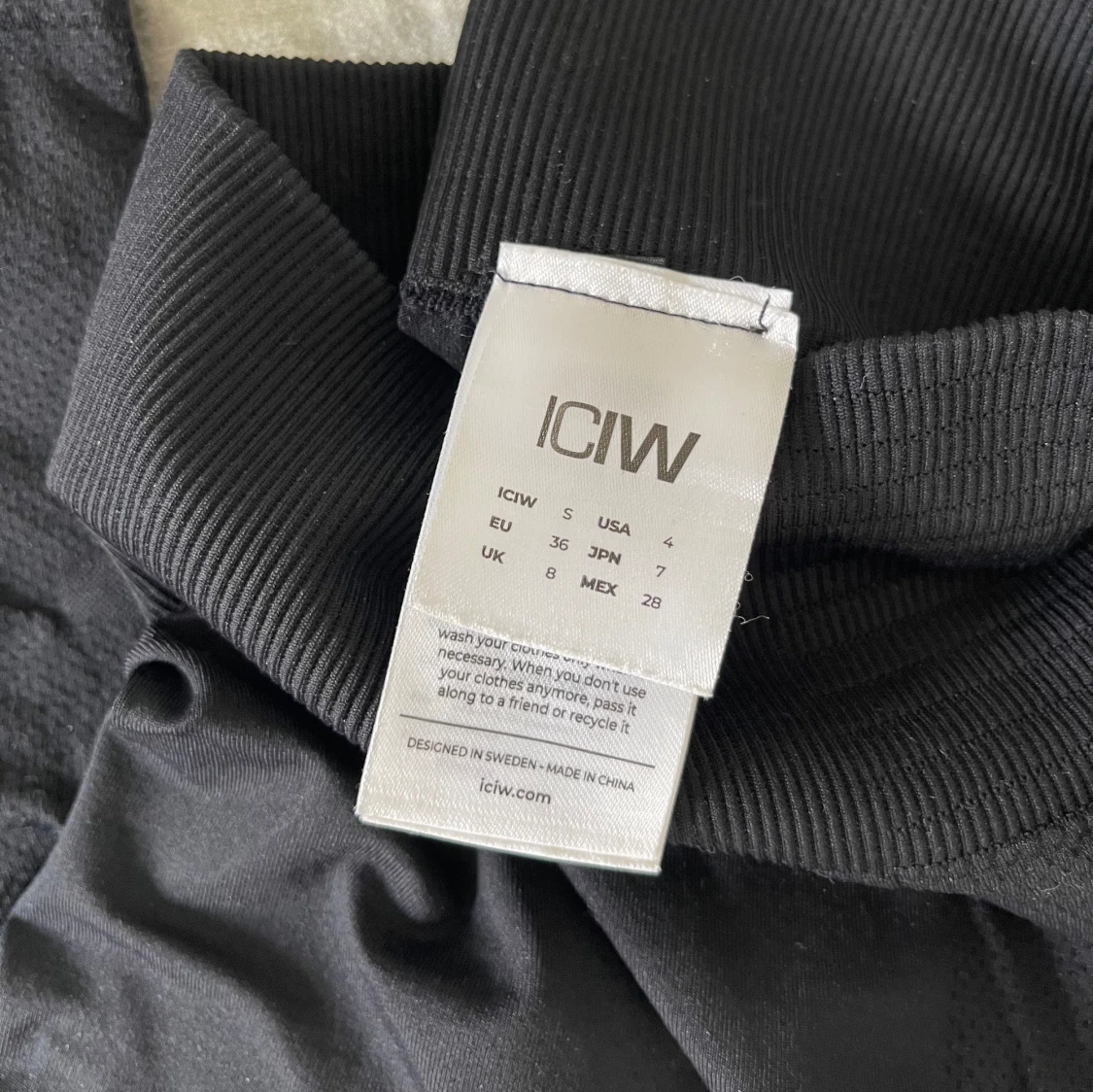 Träningstights från ICIW - 91