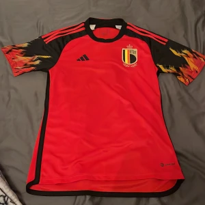 Adidas - Helt ny aldrig använd 