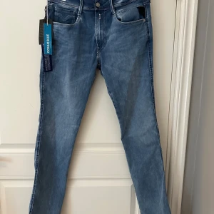 Nya replay jeans  - Helt nya replay jeans, slim fit, storlek 32/34