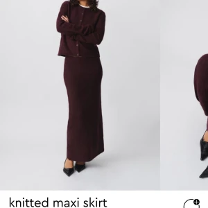 Slutsåld vinröd stickad kjol - Slutsåld vinröd stickad kjol från Gina tricot i storlek S! Superfin men tyvärr för liten