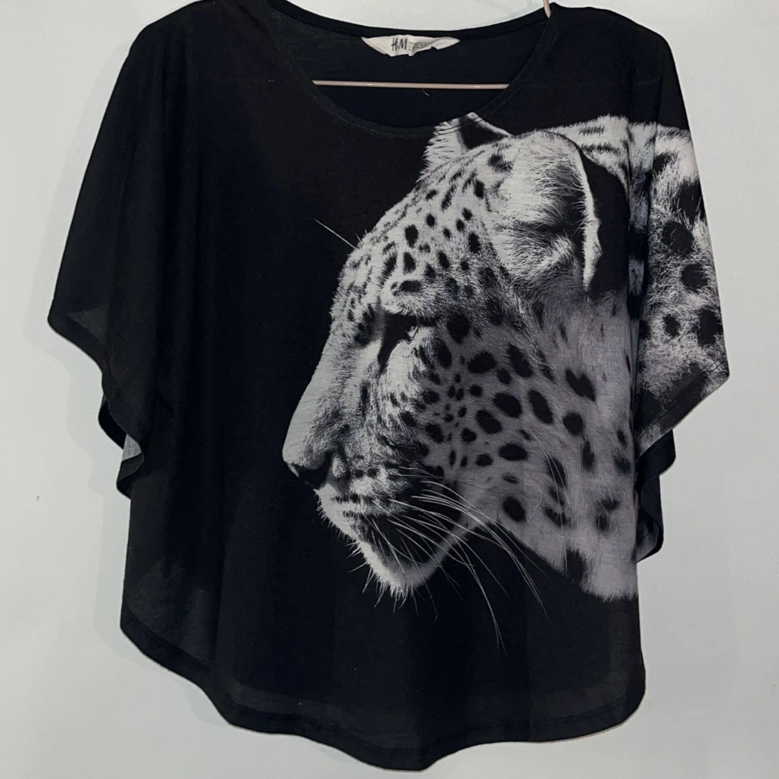 Snygg leopard topp/t-shirt