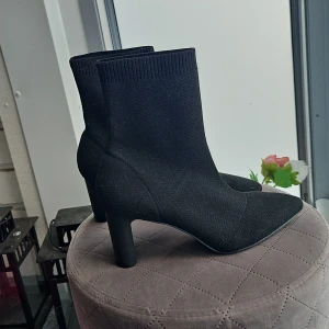 Klackskor - Lite små i storleken.