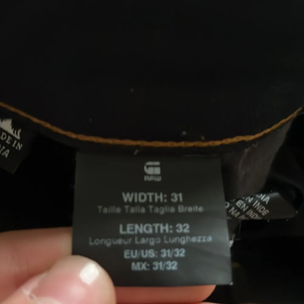 Bra skick snygg färg till hösten storlek W31 L32. Skriv för mer info. Farkut & Housut.
