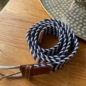 Flätat bälte - Helt nytt flätat bälte! Perfekt nu till hösten 🍁🍂