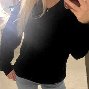 Hampton Republic Sweater - Baggy sweater från Hampton Republic, strl M, skönt material bra skick, perfekt nu för hösten, dm för mer pris kan diskuteras💕
