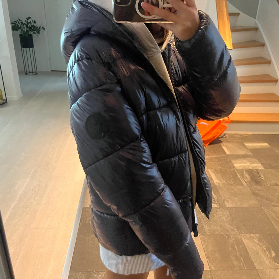 Save the duck jacka  - 90