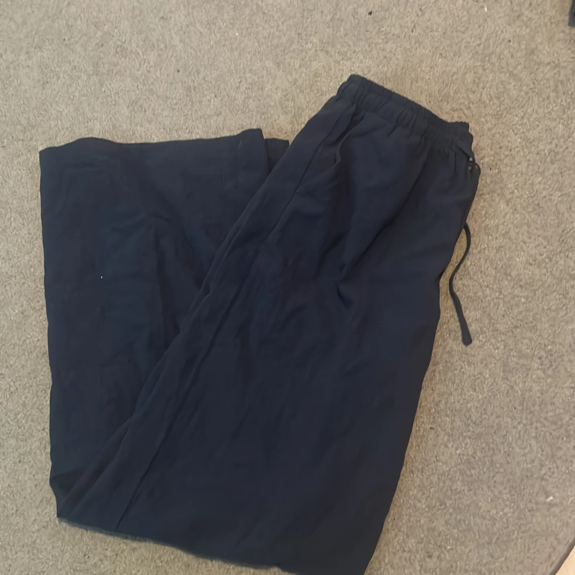 Mörk blå linne byxor 