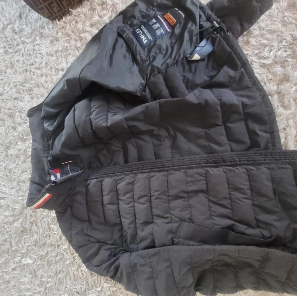 TOMMY HILFIGER JACKA - 91