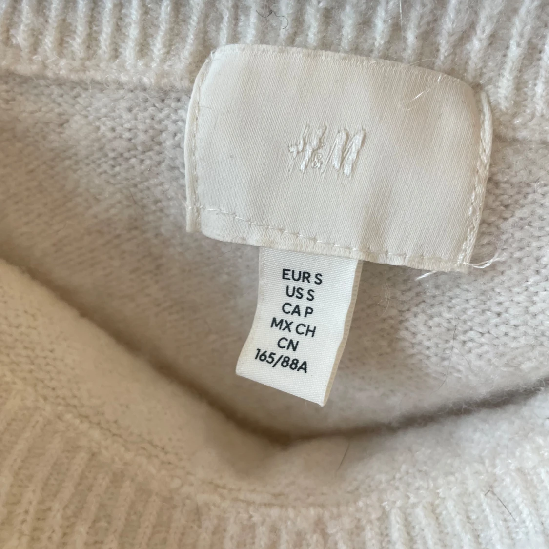 Tunnare offshoulder stickad tröja - 47