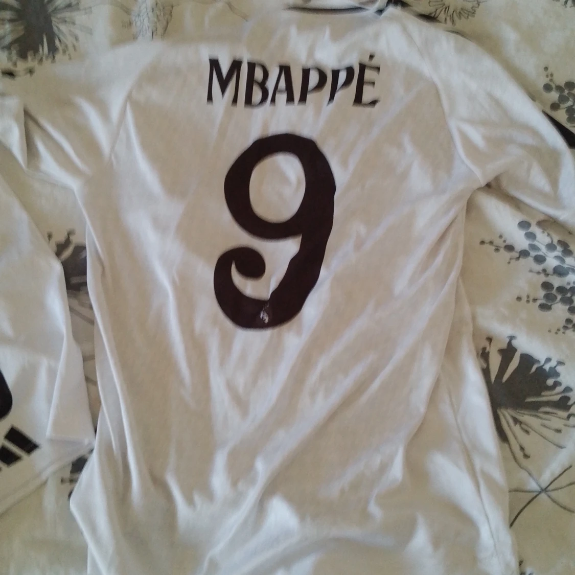 Real madrid tröja och shorts - 91