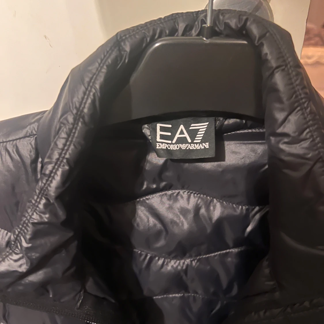 Svart dunjacka från Emporio Armani - 90
