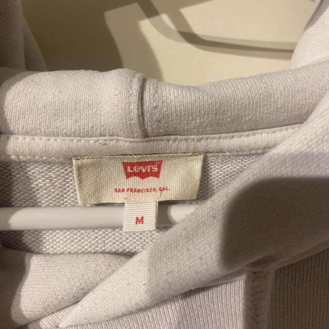 Vit hoodie från Levi's - 91