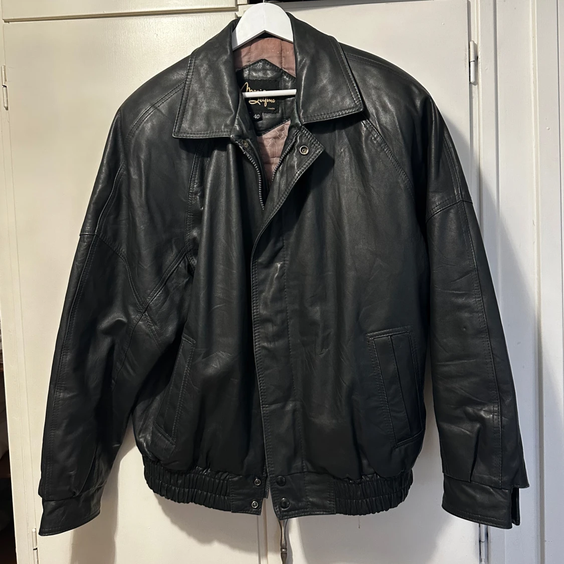 Svart skinnjacka från Manio Delfino