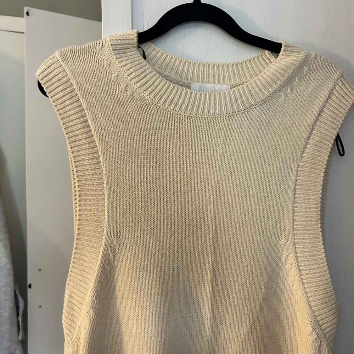 Beige ärmlös klänning från H&M - 91