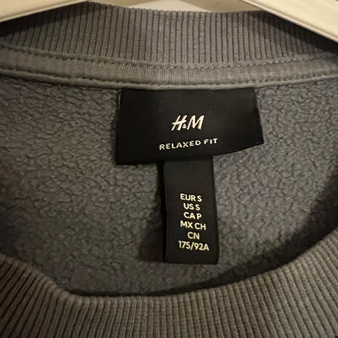 Grå sweatshirt från H&M - 91