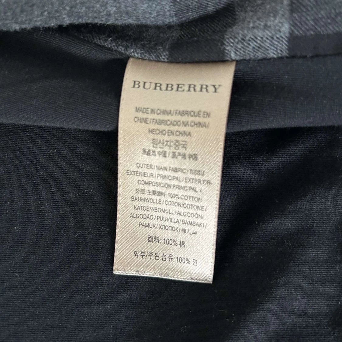 Svart hoodie från Burberry - 92